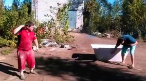 Краш-тест каменной ванны.