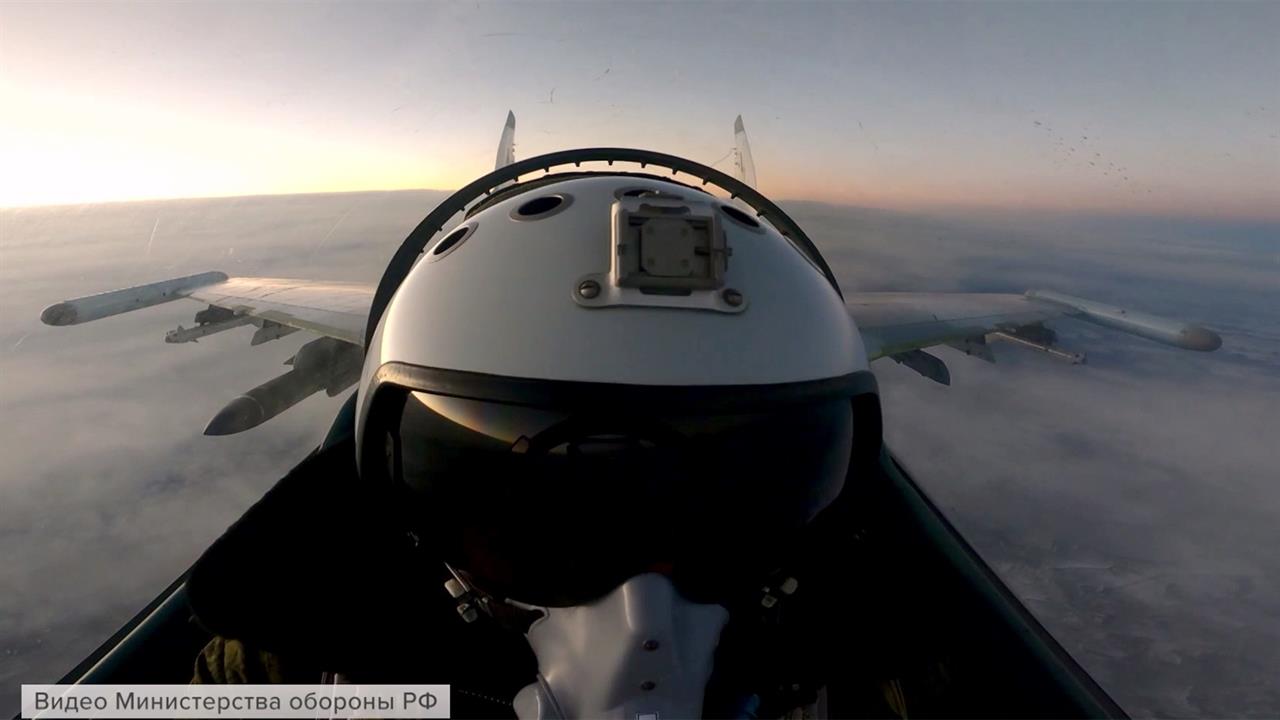 В Минобороны показали кадры боевых вылетов летчиков-истребителей Су-35С