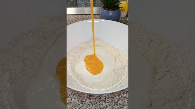 Заливной пирог с тунцом и картошкой  #заливнойпирог #оченьвкусно #вкусноипросто #рыба #картошка
