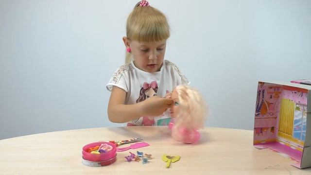 Распаковка куклы. Обзор и прическа для куклы смотреть онлайн