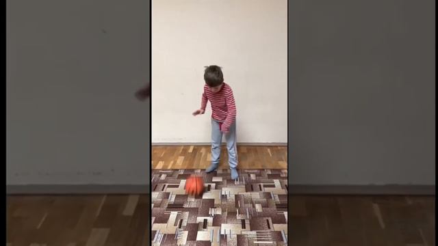 «Сказка о разных мячиках» смотреть онлайн