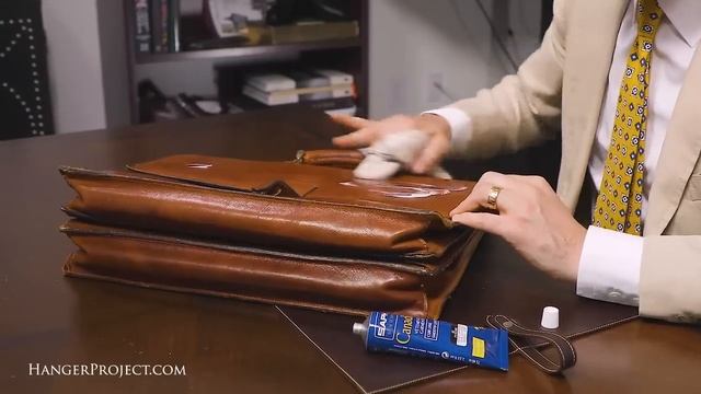 How To Condition A Leather Bag | Kirby Allison смотреть онлайн