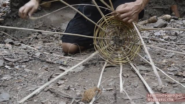 Primitive Technology. Плетение корзин и каменный топор смотреть онлайн