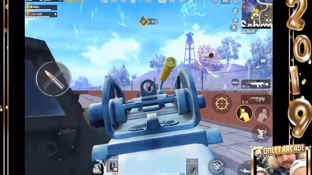 Омлетим Аркаду в мобильном пупке))Животные игры продолжаются)) смотреть онлайн