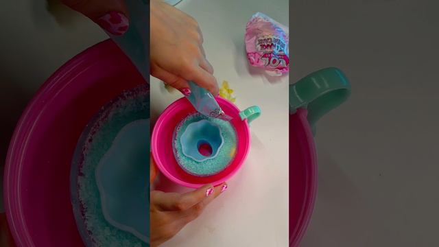 The sweetest ASMR unboxing of L.O.L. Surprise! Mix & make birthday cake #asmr #unboxing #lol