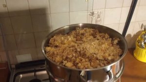 Добываю воск с помощью соковарки