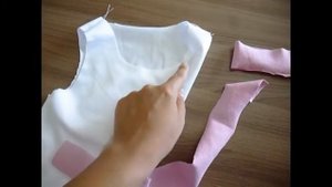 Шьём трикотажную майку. Как я обрабатываю пройму и горловину рибаной.