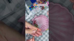 Летний чокер из бисера с вишенками своими руками?