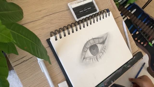 Eye sketch time-lapse, by 14 year old artist смотреть онлайн