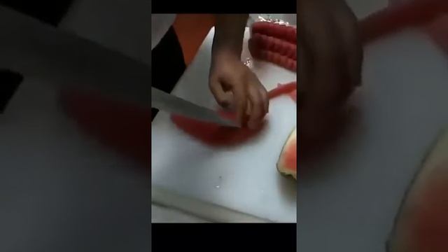 как красиво резать арбуз