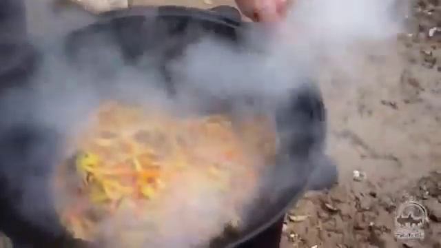 Как готовят настоящий узбекский плов в казане смотреть онлайн