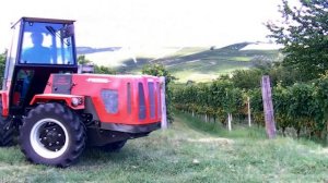 PIERRE P796V evo in the vineyard