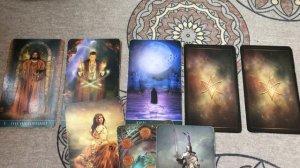 СТОИТ ЛИ ЗВОНИТЬ ИЛИ ПИСАТЬ ПЕРВОЙ_ПЕРВЫМ/Онлайн гадание/Tarot