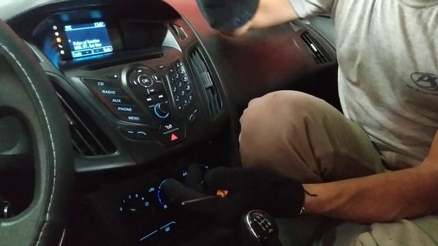 Reparación de stereo Ford Focus Ecosport Fiesta Kinetic Nanzer Car Audio смотреть онлайн