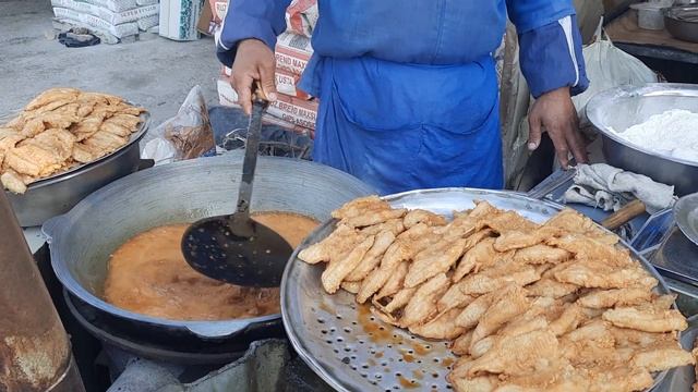 УЛИЧНАЯ ЕДА, ГИЖДУВАН, ЖАРЕНАЯ РЫБА