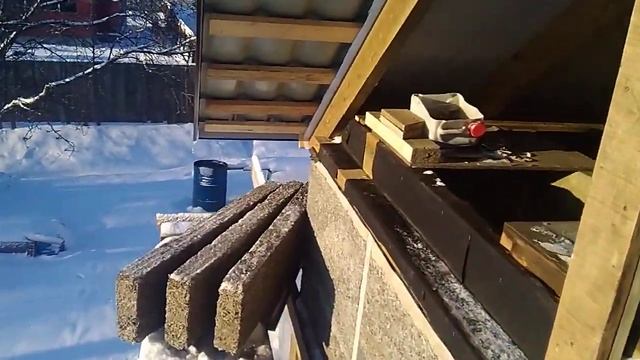 Строительство из арболита на свайно-винтовом фундаменте.