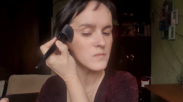 Ежедневный уход и макияж с тенями чай латте. смотреть онлайн