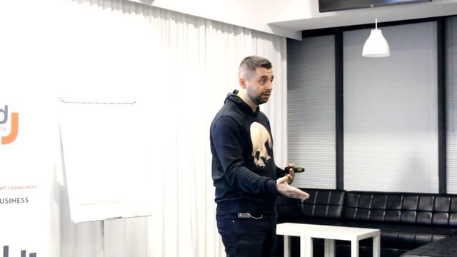 Лекция Давида Брауна — "Девелопер и продажи" | RED Community смотреть онлайн