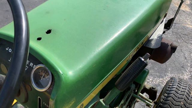 John Deere 110 Round Fender spring intro. смотреть онлайн