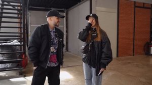 Позов подарил машину жене!