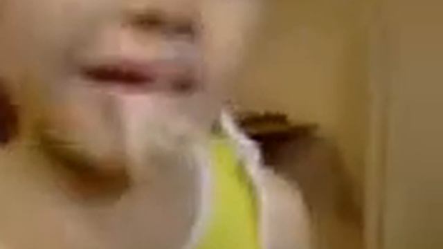 Как правильно стирать помаду:DD смотреть онлайн