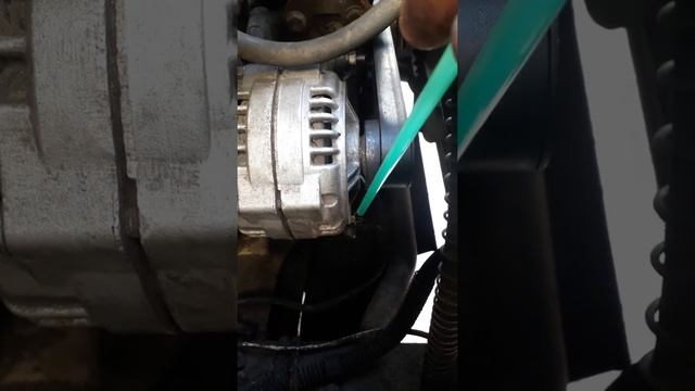 как снять генератор на 405 двигателе не ослабляя ролик натяжителя смотреть онлайн