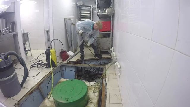 Чистка канализации Очистка цехового жироуловителя смотреть онлайн