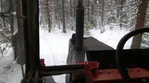 ЮМЗ в лесу испытываю лебёдку