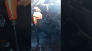 Водитель от бога. Езда без сцепления...
