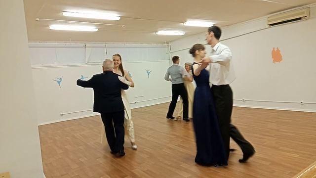 Вальс "Горная роза". Студия исторического бального танца "Фарандола". смотреть онлайн