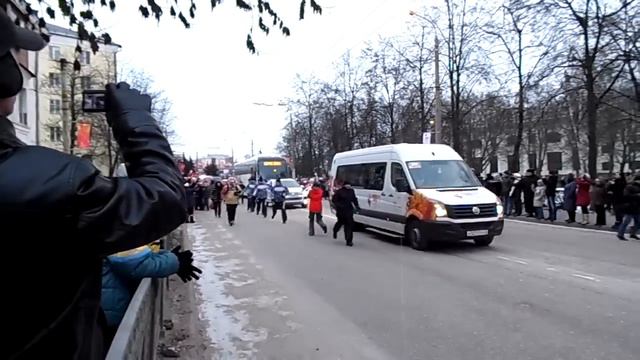 Этап эстафеты огня зимних Олимпийских игр 2014 года начался в Орле смотреть онлайн