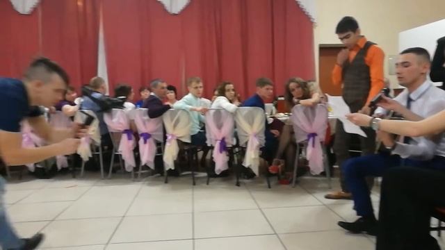 Подарок на свадьбу лучшего друга) смотреть онлайн