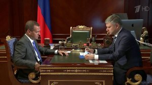 Глава РЖД на встрече с премьер-министром доложил о...гах летнего сезона в железнодорожных перевозках