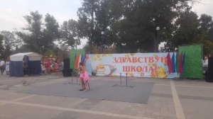 выступление с участием дочери на 1 сентября(11 месяцев назад)