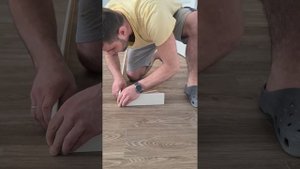 установка мдф плинтуса. #ремонт#плинтус#мдф