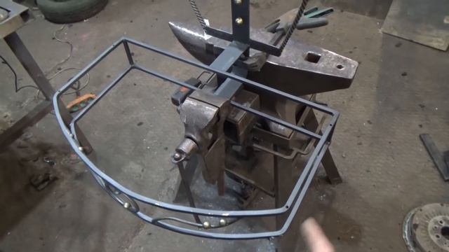 Столик с каменной столешницей и зеркалом. Делаем сами. Своими руками. ковка смотреть онлайн