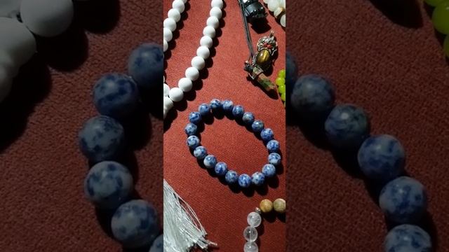 Подробное изучение камней.Камень Содалит. смотреть онлайн