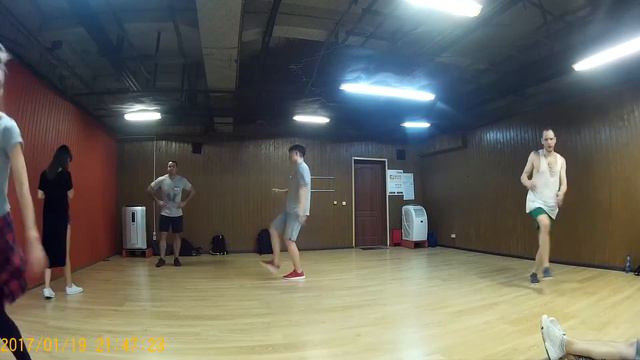 Вы как роботы должны быть... Ахахахаха смотреть онлайн