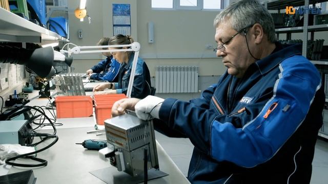 Устройство релейной защиты и автоматики сетей 6-35 кВ серии ЮНИТ-М1