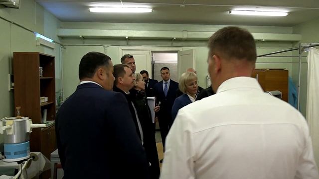 Губернатор совершил рабочую поездку по Калининскому округу смотреть онлайн