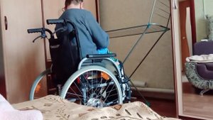 что случилось.  один дома    жена уехала