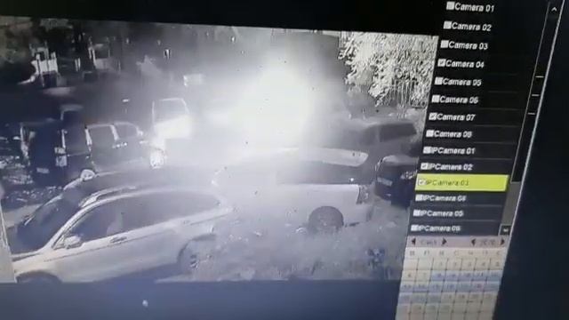 VL.ru - камера наблюдения зафиксировала момент поджога Владивосток смотреть онлайн