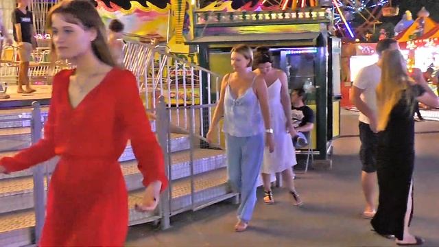 Анапа. Парк аттракционов Сказка на улице Горького. Вечерняя прогулка по Анапе летом 2019 г. 1080p60 смотреть онлайн