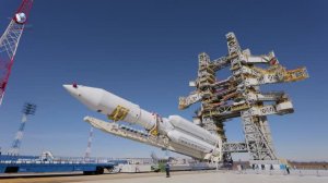 Космодром Восточный: вывоз «Ангары‑А5» на стартовый комплекс