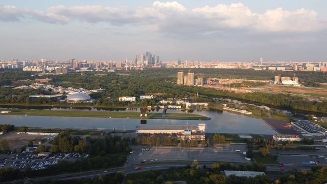 Москва, Крылатское. Июль 2022 смотреть онлайн