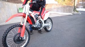 Brand New 2017 Honda CRF450 NEVER RIDDEN OFF ROAD ZERO HOURS