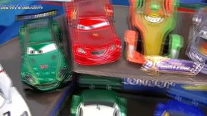 Pixar Cars 2 World Grand Prix 16 Race Cars Diecast Playset