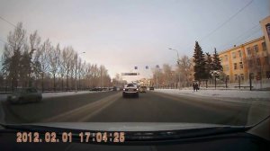 разворот через 2 сплошные + знак 5.15.2.avi