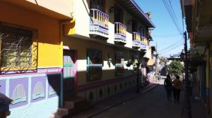 ГУАТАПЕ. Город цоколей, лучшее место в Колумбии и одно из лучших в мире