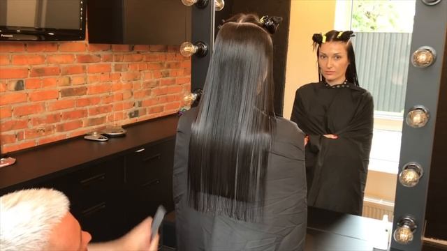 Mассивная линия на длинных волосах